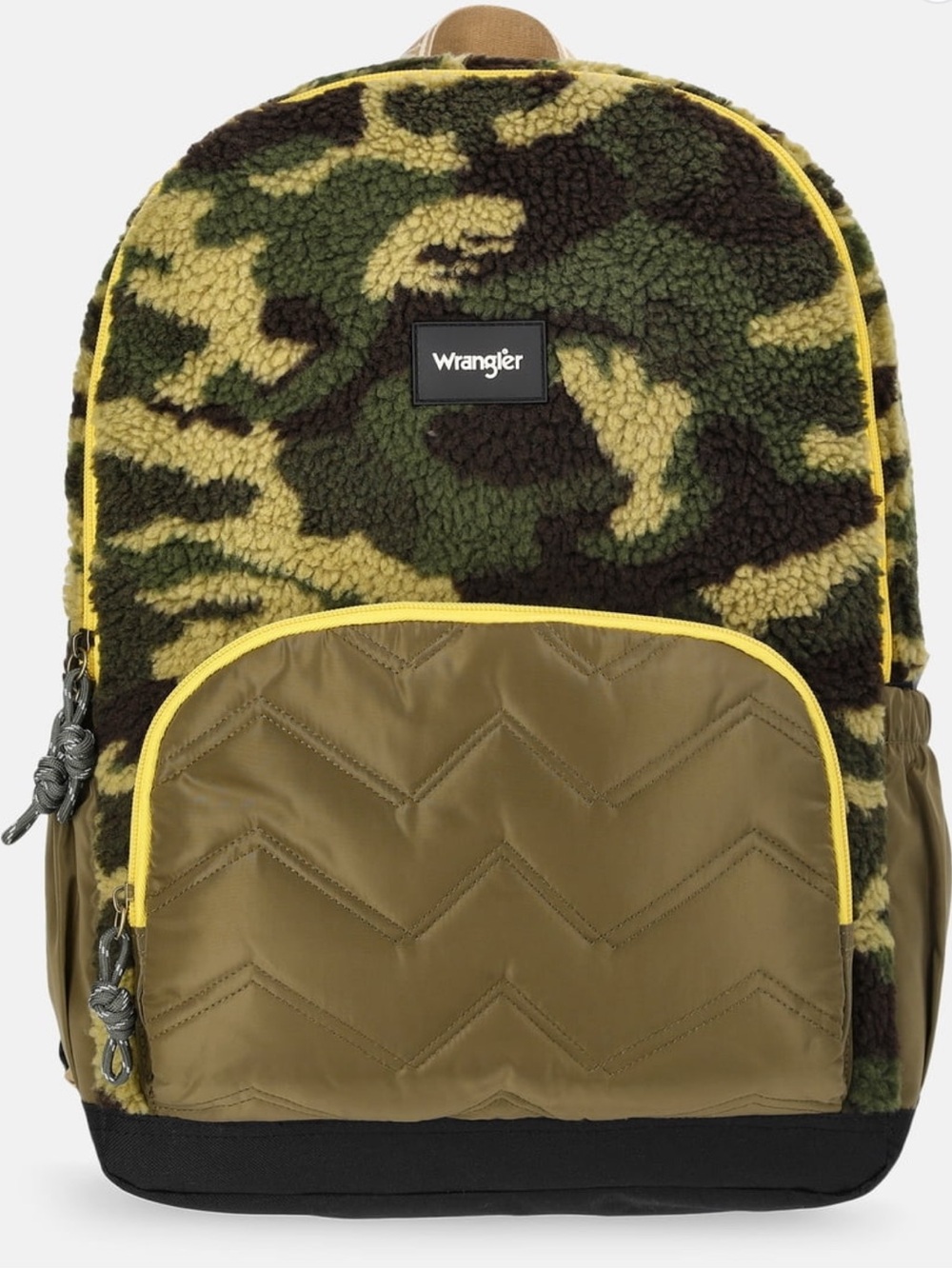 Wrangler Unisex Plush Camo Backpack